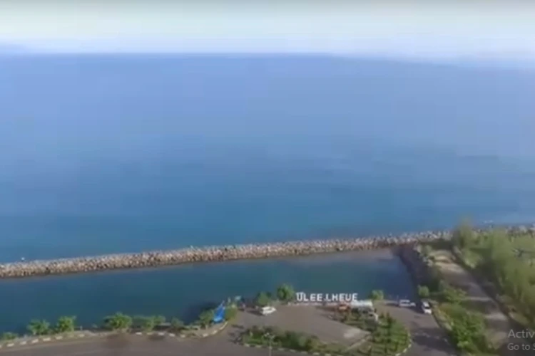Ket Foto: Pantai Ulee Lheue di Banda Aceh