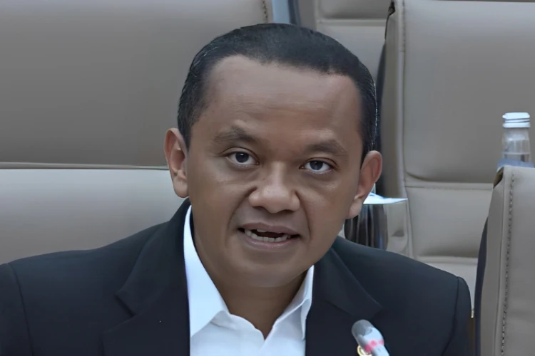 Ket. Foto: Menteri Investasi Menekankan Verifikasi Akan Tetap Dilakukan meski Ada Kebijakan Pemerintah yang Baru Berkaitan dengan Usaha Pertambangan