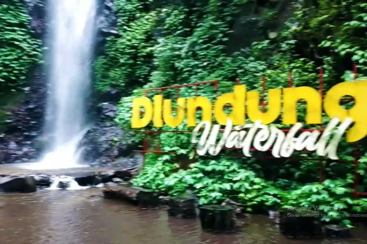 Ket Foto: Air Terjun Dlundung yang Terletak di Mojokerto