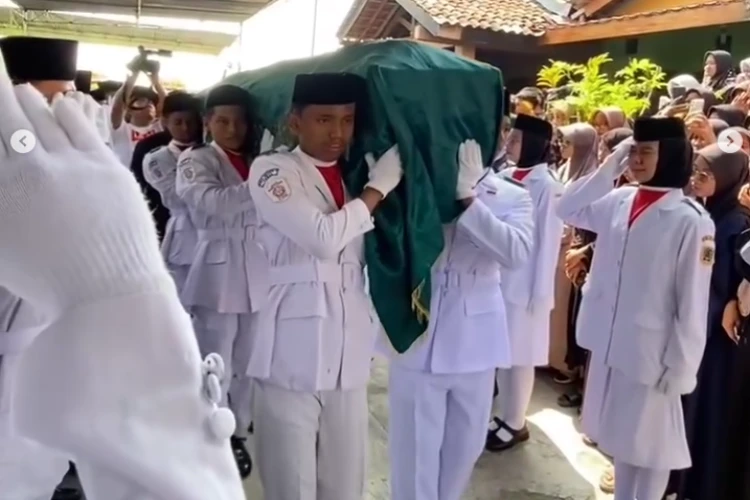 Berikut 6 fakta baru soal tewasnya Ketua OSIS SMAN 1 Cawas seusai diceburkan ke kolam.