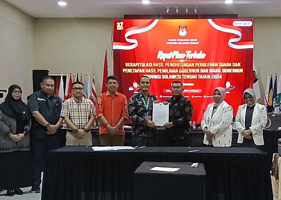 Ket. Foto: KPU Sulteng Menyelesaikan Proses Rekapitulasi Pilgub pada Hari Kamis Dini Hari