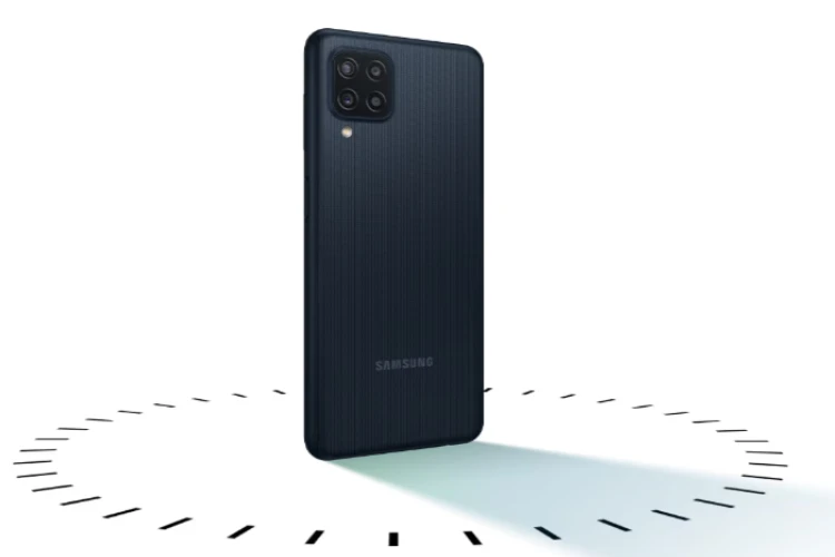 Ket. Foto: HP Samsung Galaxy M22 dan juga kekurangannya (foto/website resmi Samsung)