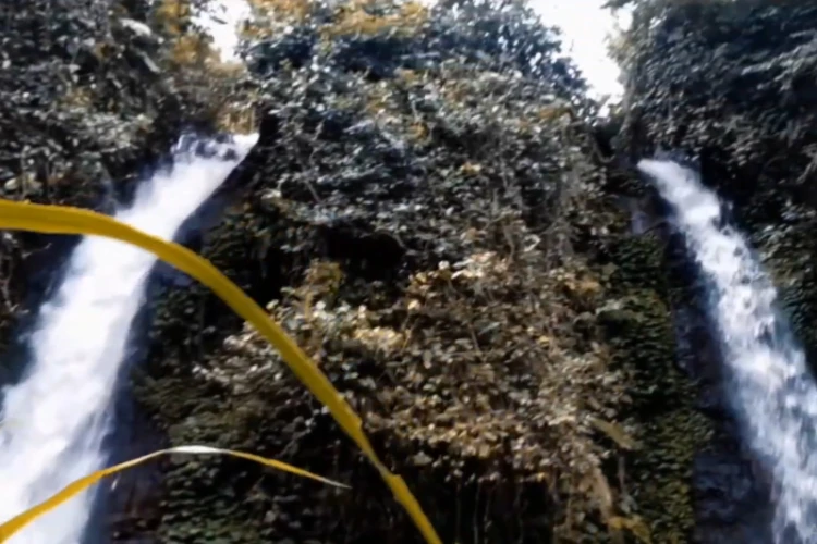 Ket Foto: Air Terjun Tirto Kemanten di Banyuwangi