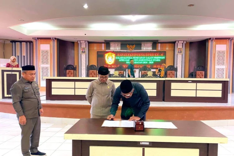 Ket. Foto: Rapat Paripurna ke 6 Diadakan oleh DPRD Gorontalo Utara
