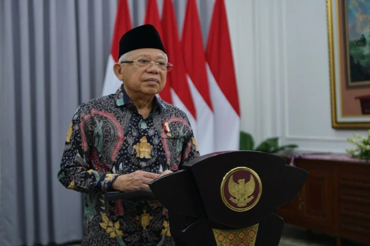 Ket. Foto: Wakil Presiden Maruf Amin Dikabarkan Mencoblos di TPS 22 Tapos Depok Bersama dengan Istri dan Kedua Putrinya