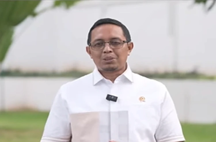 Tangkap layar video yang menampilkan Hasan Nasbi selaku Kepala Kantor Komunikasi Kepresidenan RI