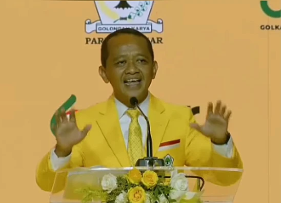 Tangkap layar video Bahlil Lahadalia ketika berpidato di acara HUT Partai Golkar