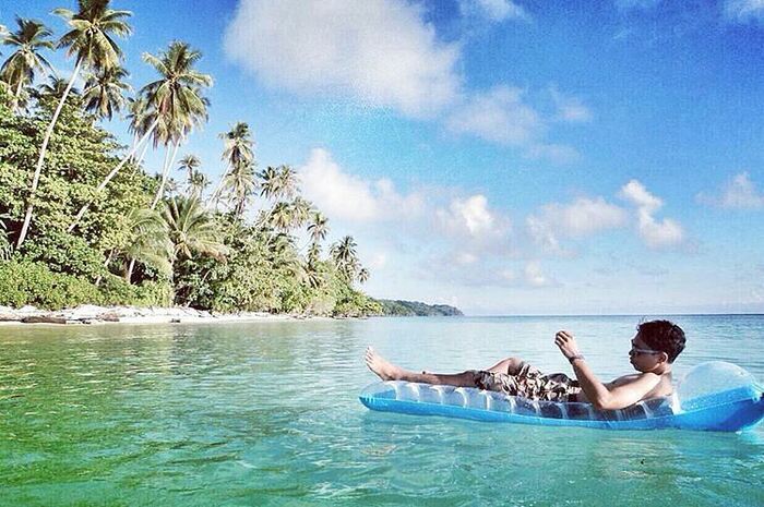 <p>Ket Foto: Foto pesona Pantai Lumantang (Foto/Instagram/@maratua_island)</p>

