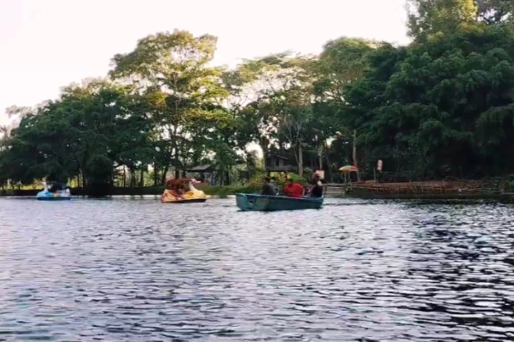 Ket Foto: Wisata Alam Paco