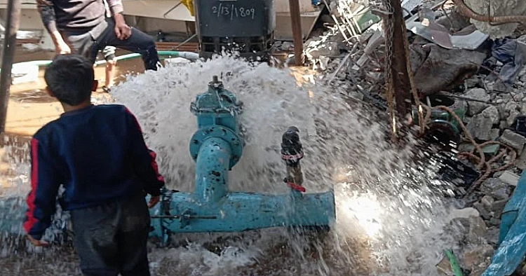 Ket. Foto: Tenda Pengungsian Warga Palestina di Khan Younis Diserang oleh Pasukan Penjajah Israel