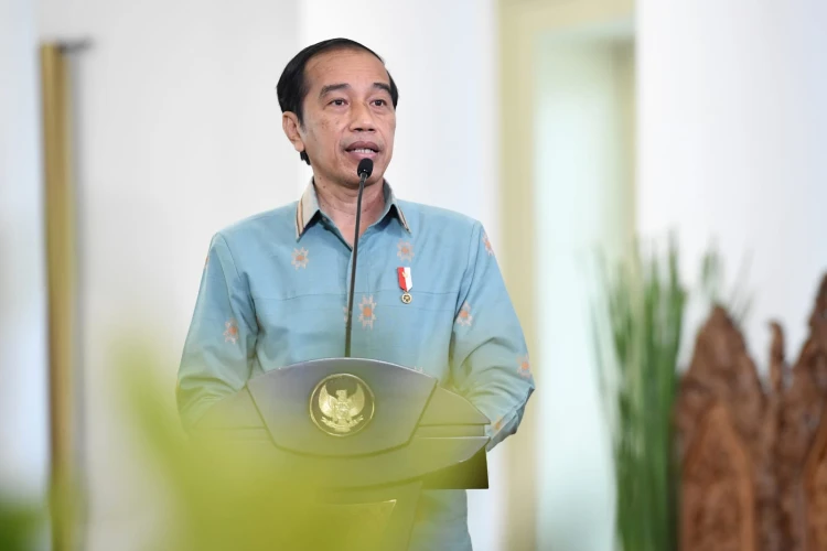 Presiden Jokowi bersiap turun gunung atasi polemik Bea Cukai yang ramai dikeluhkan masyarakat di media sosial.