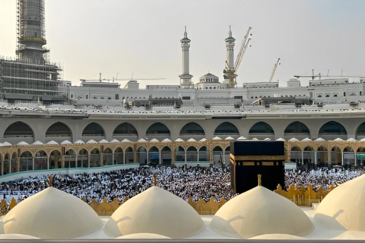 Ket. Foto: Kementerian Agama Mengimbau Masyarakat untuk Mengecek Arah Kiblat pada Tanggal 27 dan 28 Mei 2024