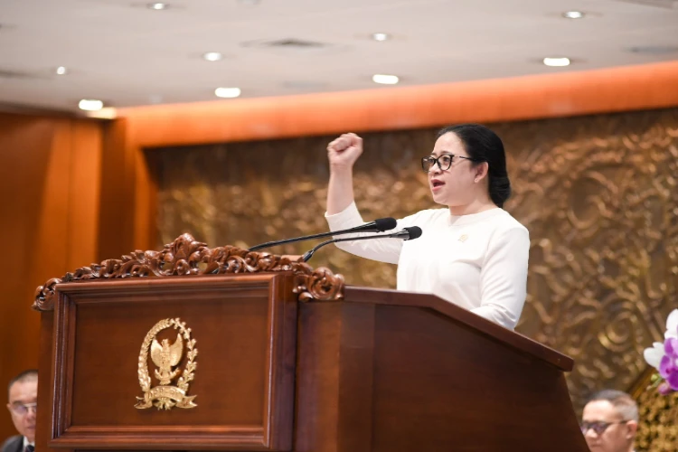 Ket. Foto: Puan Maharani Mengaku Bertanggung Jawab untuk Bolosnya Ratusan Anggota DPR di Rapat Paripurna Hari Ini (Foto/X/@puanmaharani_ri)