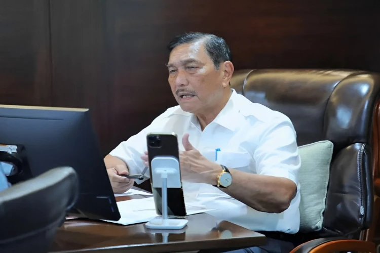 Ket. Foto: Luhut Melarang WNA yang Bermasalah untuk Masuk ke Wilayah Indonesia