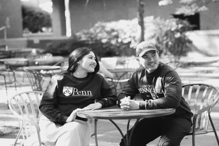 Foto Kaesang Pengarep dan Erina Gudono, ayah dan ibu dari Bebingah Sang Tansahayu