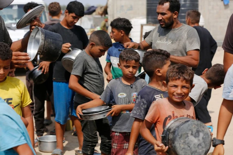 Ket. Foto: Militer Penjajah Israel Membebaskan 20 Orang Tahanan Palestina