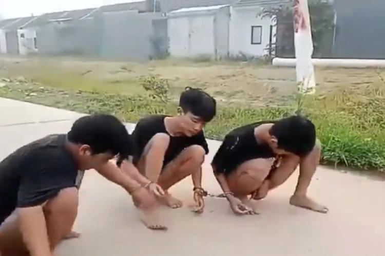 Tangkap layar momen ketika puluhan anak di bawah umur yang diduga gangster ditangkap Polsek Maja Lebak
