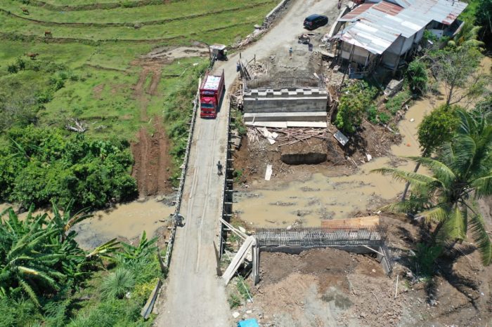 <p>Ket. Jembatan Palattae menghubungkan Maros Sinjai (Foto/Humas Pemprov Sulsel) </p>
