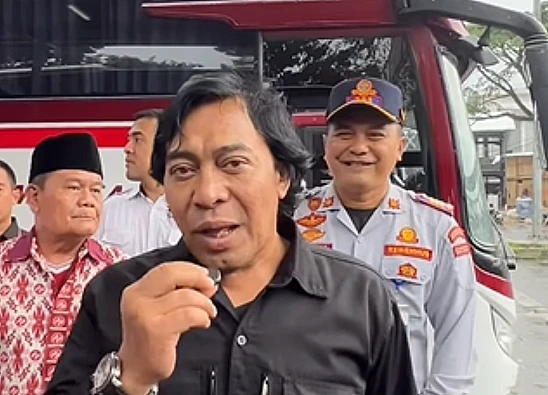 Tangkap layar video yang menampilkan anggota DPD sekaligus seorang komedian, Komeng