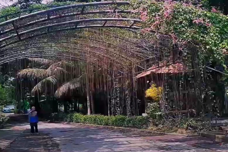 Ket Foto: Taman Hutan Kota yang Terletak di Tulungagung