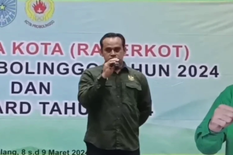 Tangkap layar video yang menampilkan Ketua Koni Kota Probolinggo, Rahadian Juniardi ketika tampil di suatu acara