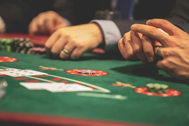 Ilustrasi permainan judi yang cukup meresahkan di Indonesia dalam beberapa waktu terakhir karena dapat diakses secara online