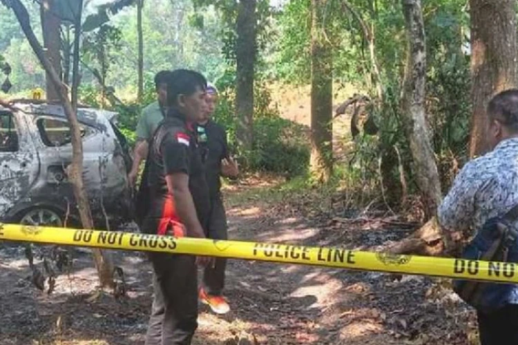 Ini sejumlah kendala yang dihadapi polisi saat terkait penangkapan buronan penyewa mobil bos rental di Pati yang tewas dikeroyok massa.