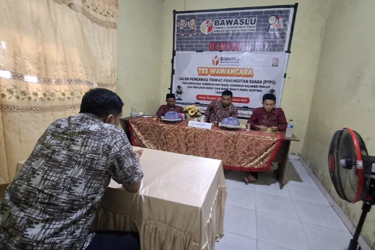 Panwascam Parigi tengah seleksi wawancara 23 Pendaftar Pengawas TPS