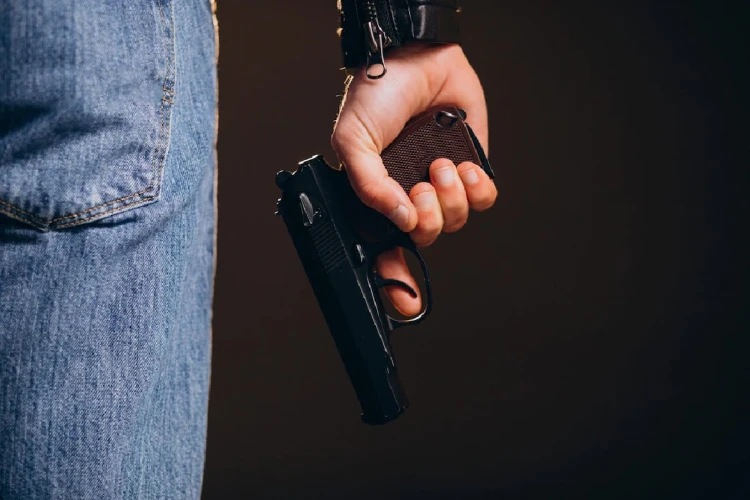 Ilustrasi. Sopir arogan melepaskan tembakan di Depok saat cekcok. Polisi tangkap pelaku.