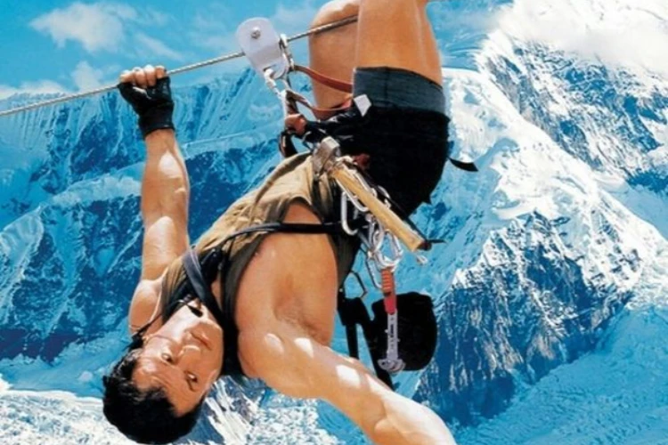 Ket Foto: Sinopsis Film Cliffhanger