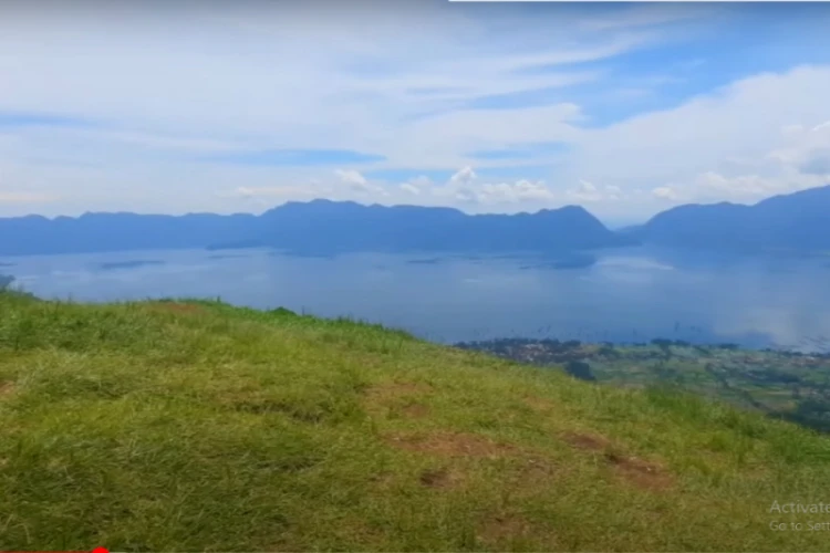 Ket Foto: Puncak Lawang