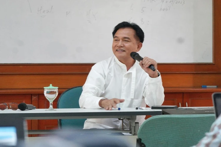 Ket. Foto: Yusril Ihza Mahendra Menyatakan PBB Akan Tetap Menyumbangkan Pikiran untuk Pemerintah meski Tidak Lolos ke Parlemen