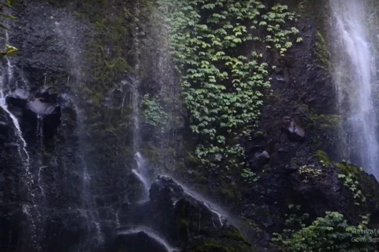 Ket Foto: Air Terjun Lawean di Blitar