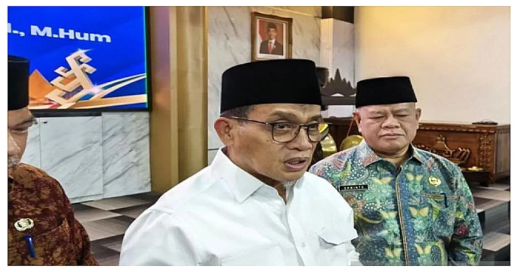 Wakil Menteri Agama RI, Romo R. Muhammad Syafi'i.