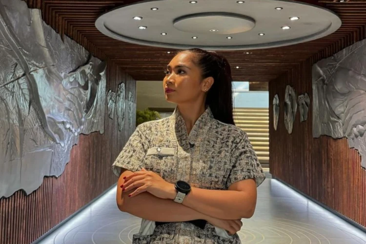 Sosok Ni Luh Puspa, jurnalis yang baru-baru ini mendapatkan tawaran untuk menjadi Wakil Menteri di cabinet Prabowo