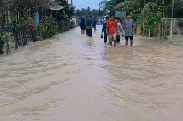 <p>Ket Foto: Banjir di Buloh Blang Ara, Aceh Utara (Foto/Facebook Faisal)</p>
