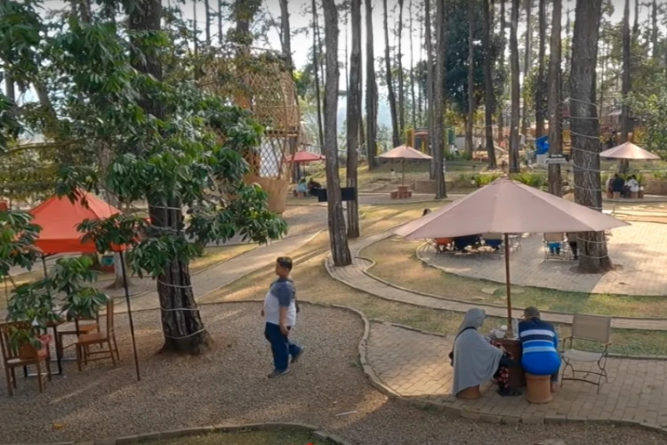 Ket Foto: Tanaria Park yang Hadirkan Permainan Seru