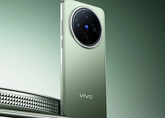 Ponsel Vivo X200
