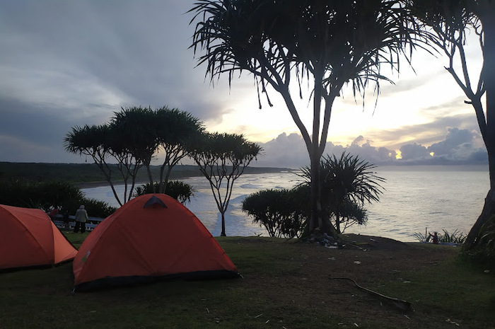 <p>Ket Foto: Foto Pantai Karang Tawulan (Foto/Google Maps/Sepi Septoadi Nugraha)</p>
