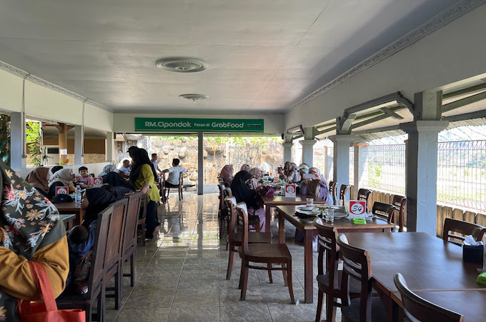 <p>Ket Foto: Foto Rumah Makan Cipondok Kuningan (Foto/Google Maps/Laras Nindya)</p>
