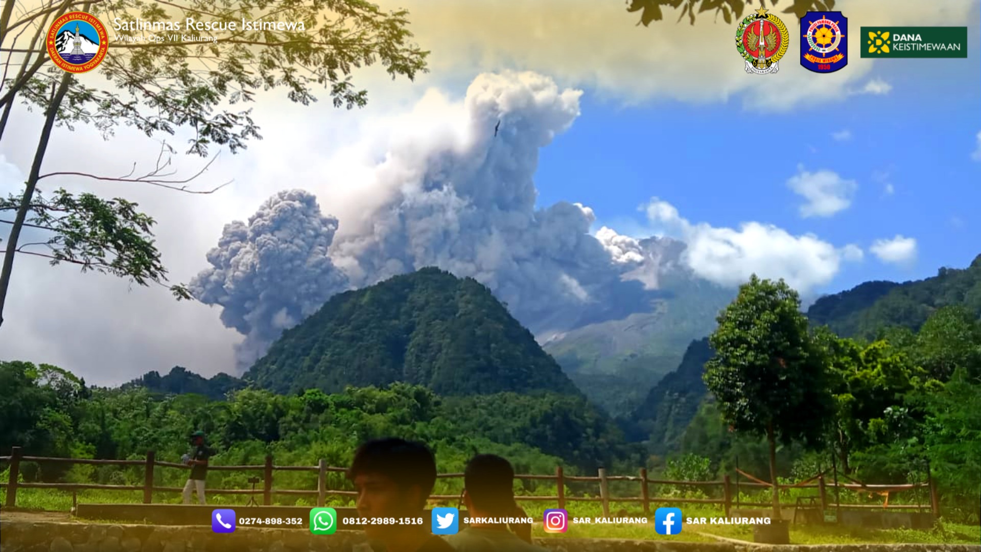 Gunung Merapi Meletus Siang Ini! Hujan Abu di 11 Kecamatan