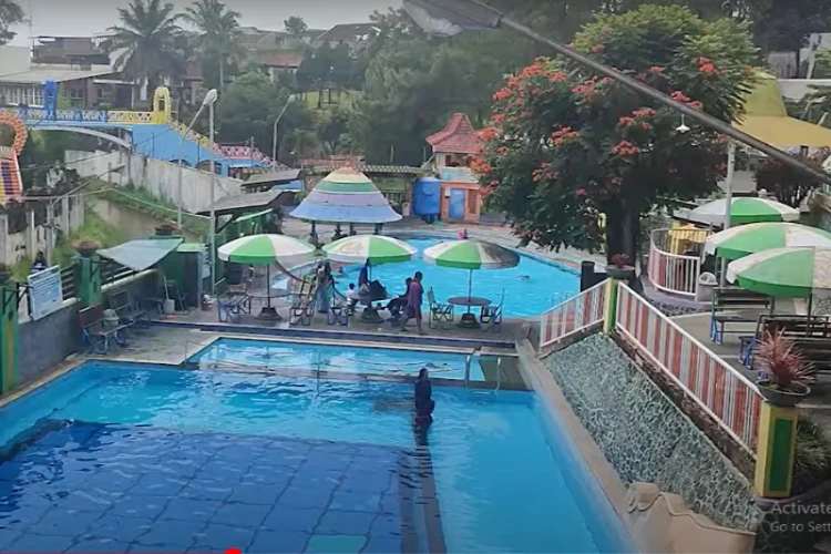 Ket Foto: Sengkaling Waterpark yang Terletak di Malang