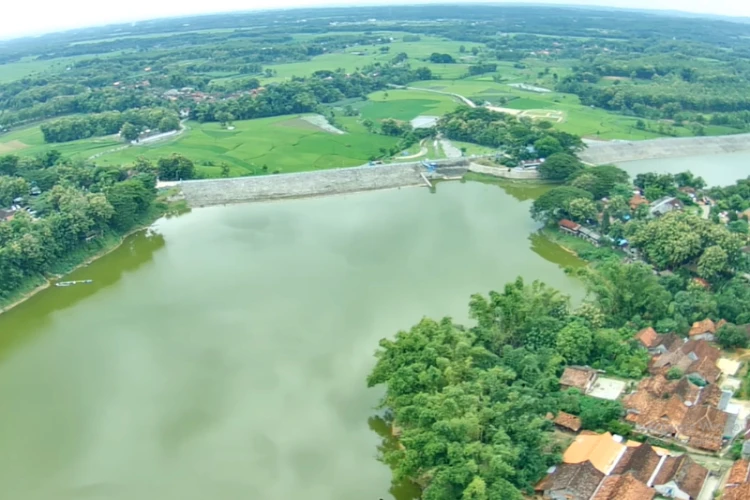 Ket Foto: Waduk Tempuran yang Terletak di Jawa Tengah