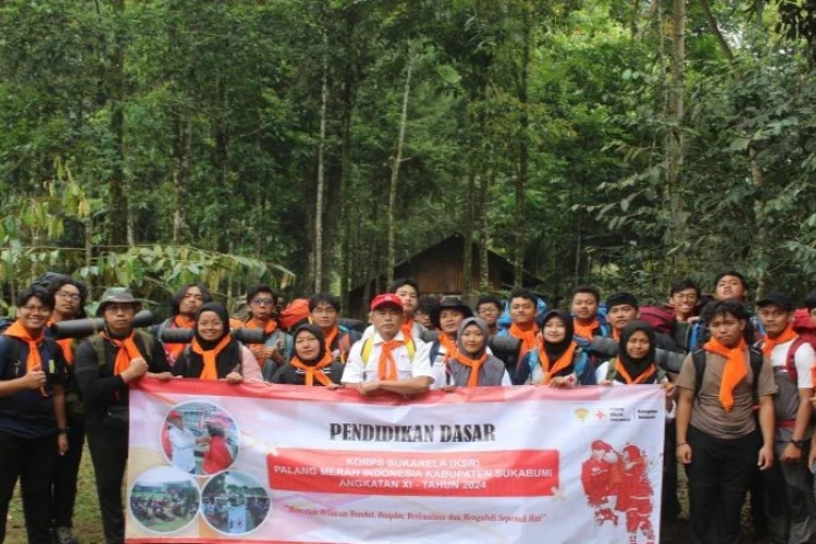 Ket. Foto: 26 Personel KSR PMI Kabupaten Sukabumi, Jawa Barat, Mengikuti Diklatsar Relawan