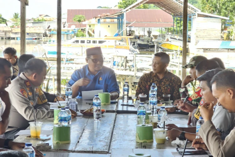 Ket. Foto: Rakor untuk Membahas Netralitas ASN Diadakan oleh Bawaslu Banggai Kepulauan