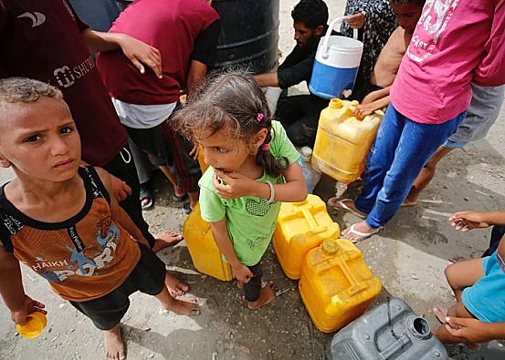 Ket. Foto: Donald Trump Mencabut Sanksi terhadap Pemukim Penjajah Israel