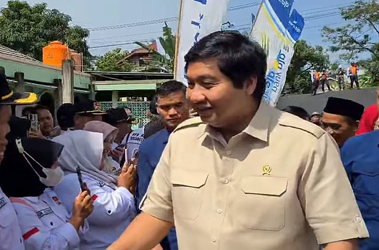 Potret Maruarar Sirait selaku Menteri Perumahan dan Kawasan Permukiman, yang baru-baru ini komentari penahanan Hasto Kristiyanto