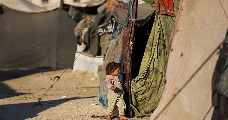 Ket. Foto: Penjajah Israel Mengganggu Lalu Lintas di Persimpangan Dekat Deir Ballut