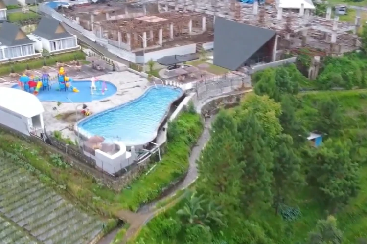 Ket Foto: Gulala Azana Resort Tegal