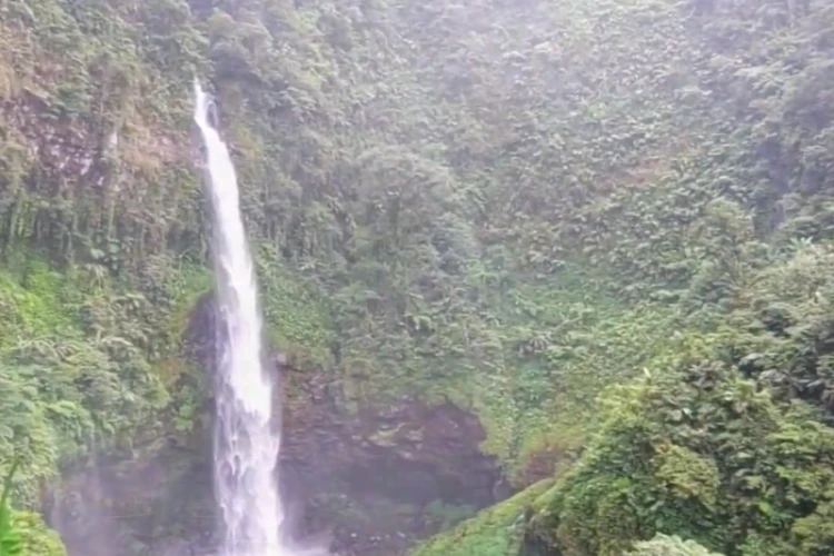 Ket Foto: Curug Cipendok yang Terletak di Banyumas